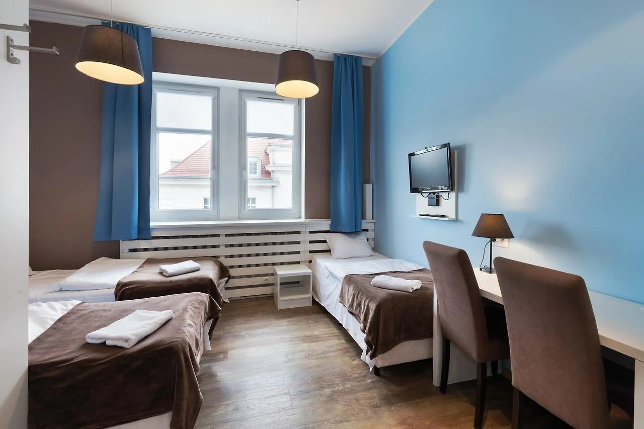 **  Hotel Traffic Poznan Stare Miasto Польша